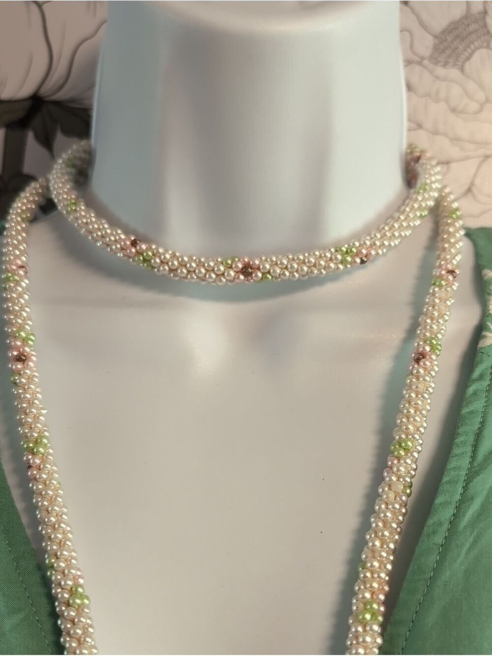 Handcrafted Pearl Rope Lariat Necklace in Ivory With Pale Pink Mini Flowers